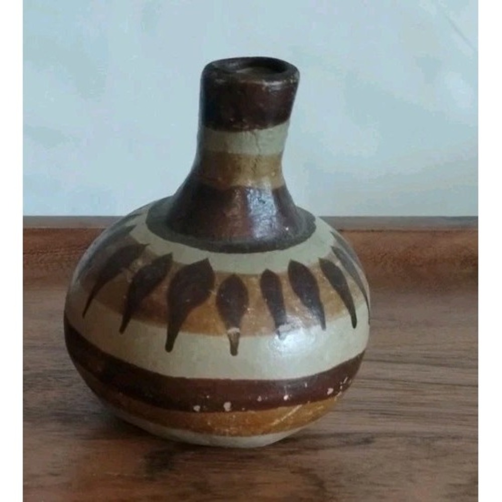 Mexican Folk Art Pottery In Shades Of Brown & Orange About 2.5 Inches Tall
